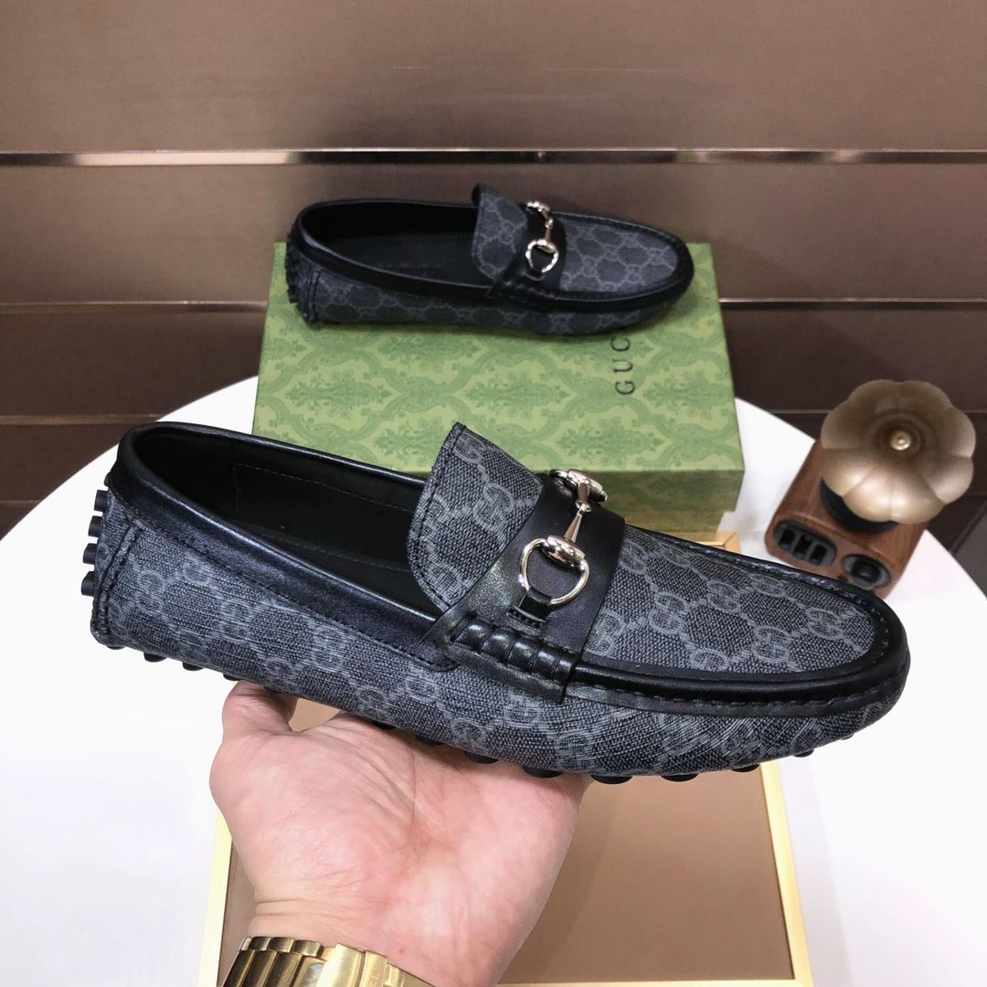 Gucci Low Shoes